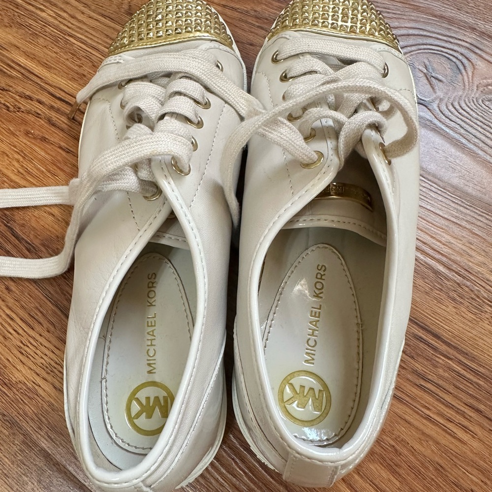 Michael Kors Sneakers - Picture 8 of 9